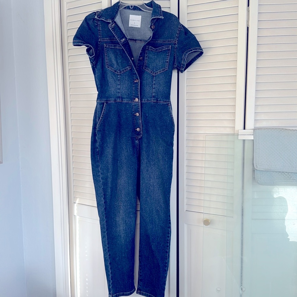 Celebrity Pink DenimJumpsuit. Short sleeve has stretch. Worn once.